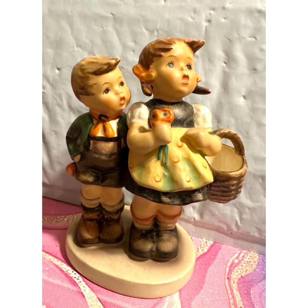 Hummel #49 3/0 To Market 4.5"